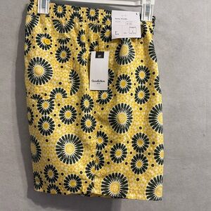 Goodfellow & Co Men's Yellow Patterned volley-style swim trunks  SZ L quick dry